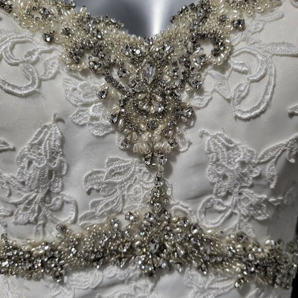 NWT~$1795~DAVINCI~SZ 6~IVORY OFF WHITE RHINESTONE BEADED LACE WEDDING DRESS - Picture 8 of 16